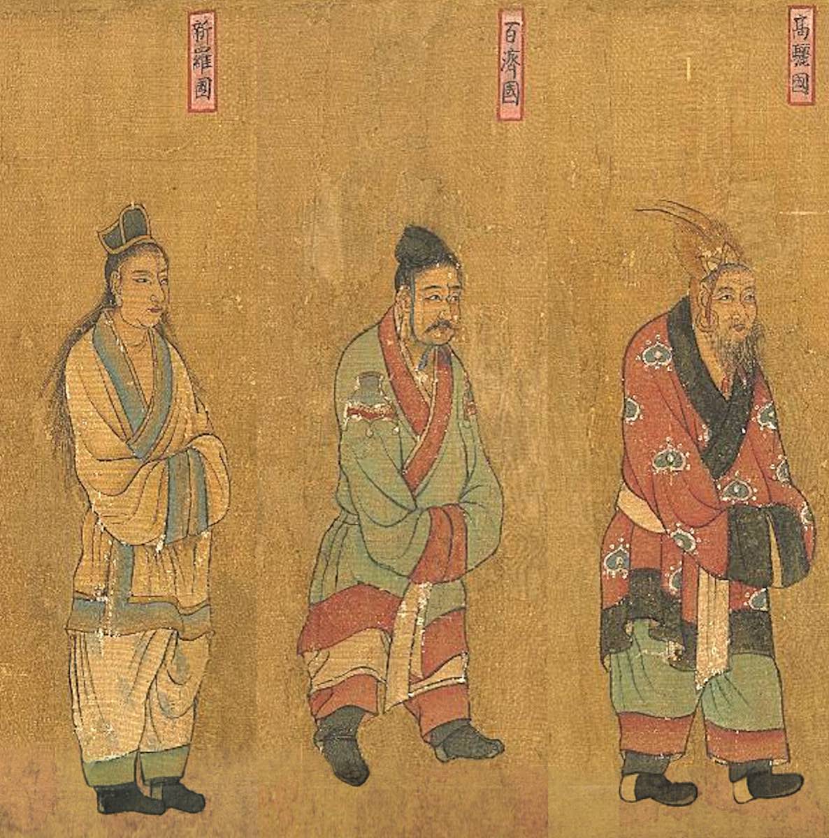 Detail of the Wanghoedo (Gathering of Kings) scroll attributed to Yan Liben, with envoys labelled Silla, Baekje and Goguryeo from left to right. The Goguryeo envoy wears a feathered cap, and all three wear long robes with contrasting borders over trousers.