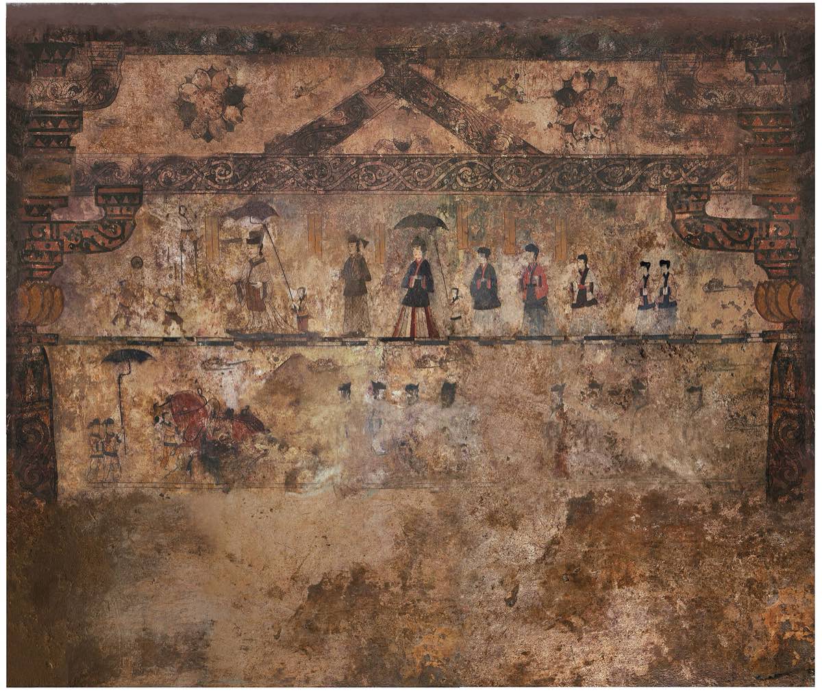 A full wall of the main chamber of the Susan-ri tomb near Pyongyang, showing the tomb owner’s family on an outing with attendants and performers. Men wear belted jackets and trousers; women wear long pleated, striped skirts.